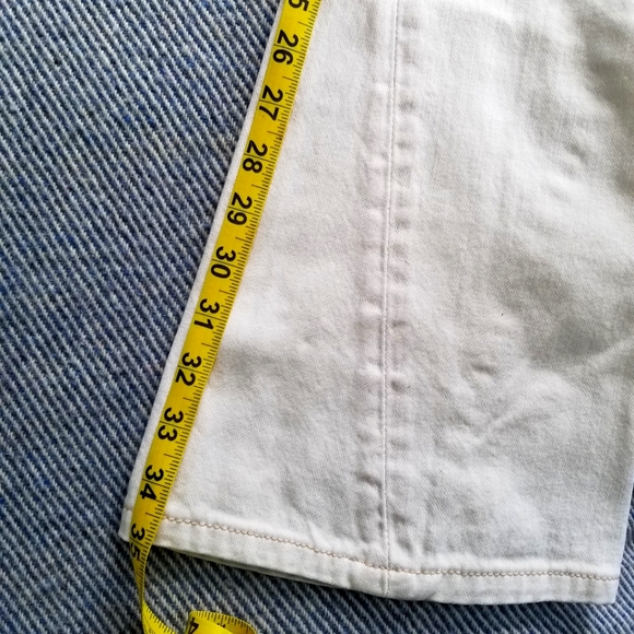 Original vintage white True Religion Boot cut jean. Size 25. Made in the USA! - Picture 9 of 10